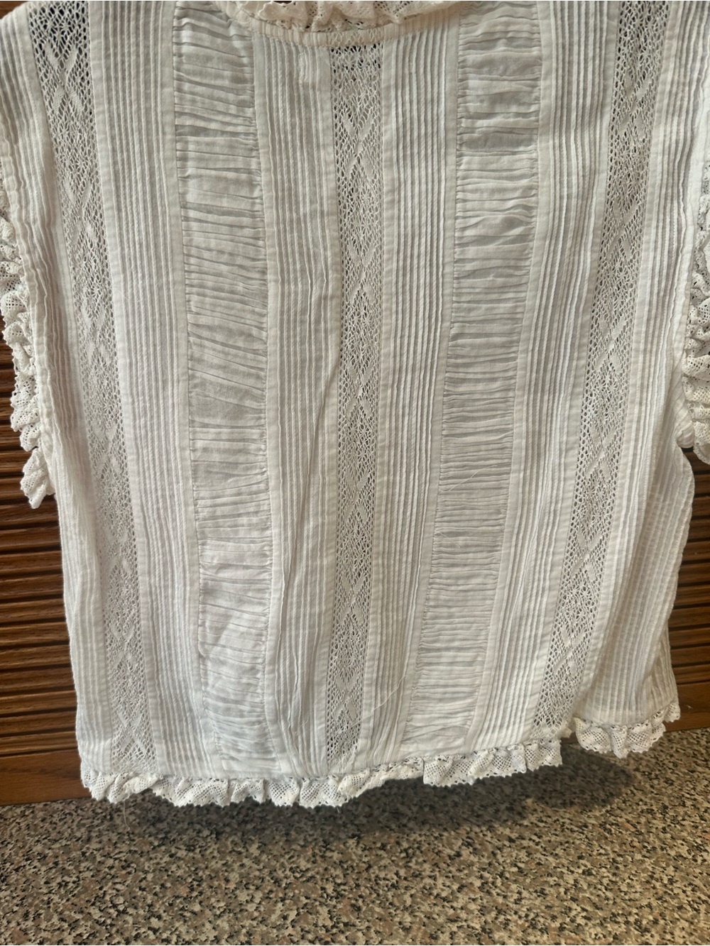 Doen Lace-Trim Button Front Top - Picture 6 of 6